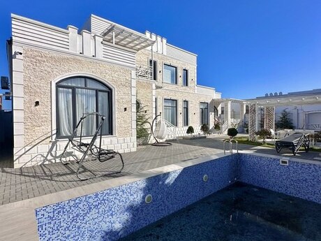 5 otaqlı həyət evi/bağ evi - Şüvəlan q. - 260 m²