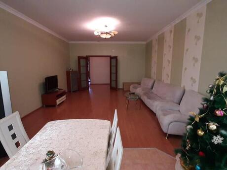 4 otaqlı yeni tikili - 28 May m. - 197 m²