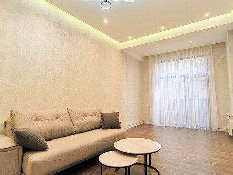 2 otaqlı yeni tikili - 28 May m. - 70.8 m²