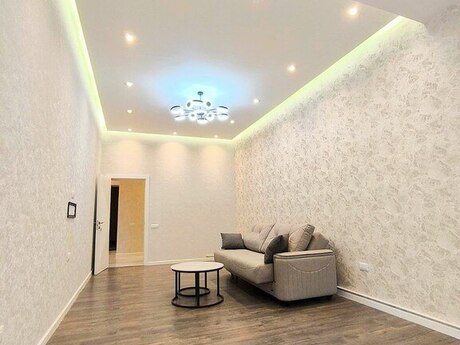 2 otaqlı yeni tikili - 28 May m. - 70.8 m²
