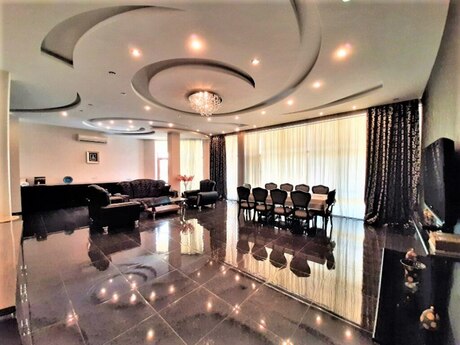 7 otaqlı həyət evi/bağ evi - Nəsimi m. - 600 m²