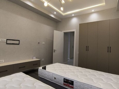 Объявление №4886443 - Баку, м. 28 мая, 2-комн., 82.9 м², 8/16 этаж