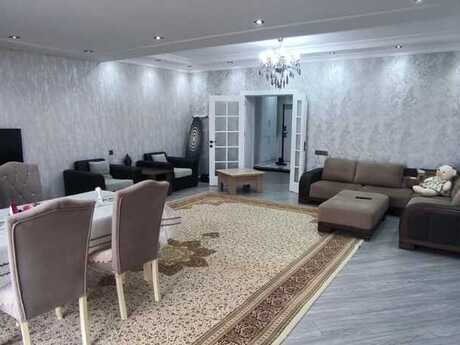 Объявление №4886824 - Баку, Ясамальский р., 3-комн., 150 м², 21/23 этаж