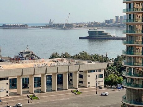 3-комн. новостройка - м. Сахил - 102.8 м²