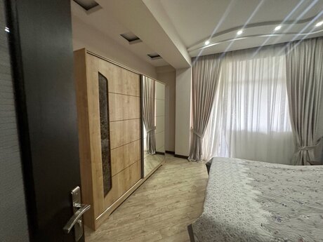 6-комн. новостройка - Насиминский  р. - 248 м²