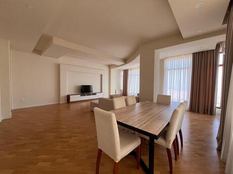 6-room house, 450 m², Badamdar: 1 200 000 ₼ 5
