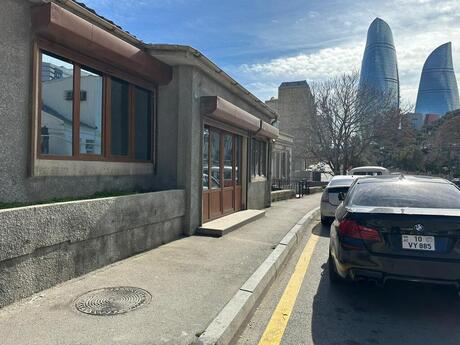 Obyekt - İçəri Şəhər m. - 52 m²