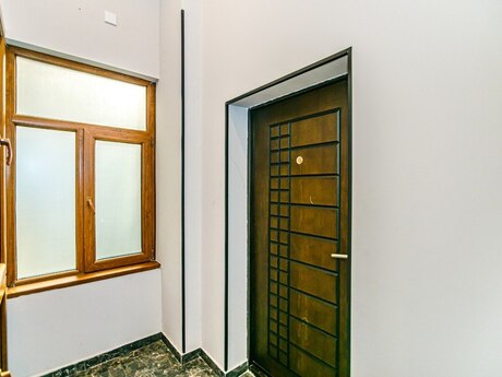 2 otaqlı köhnə tikili - Sahil m. - 70 m²