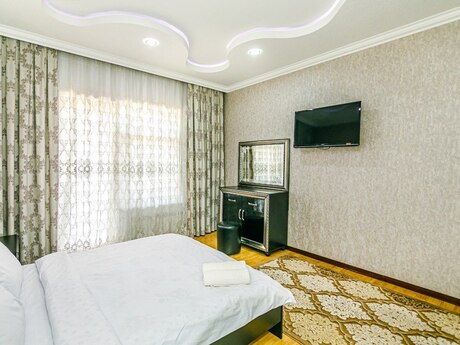 Аренда: 3-комнатная квартира, 180 м², Sahil: 100 ₼/мес 5