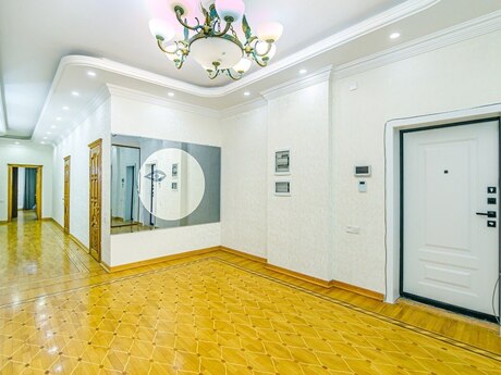 4 otaqlı yeni tikili - 28 May m. - 285 m²