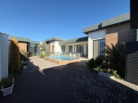 4 otaqlı həyət evi/bağ evi - Mərdəkan q. - 180 m²
