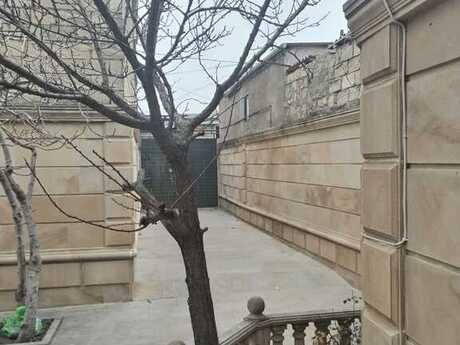 5 otaqlı həyət evi/bağ evi - Yeni Yasamal q. - 190 m²