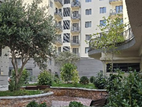 Elan №4904447 - Bakı, Ağ şəhər q., 2 otaqlı, 98 m², 6/8 mərtəbə