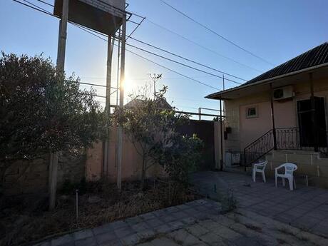 3 otaqlı həyət evi/bağ evi - Buzovna q. - 100 m²