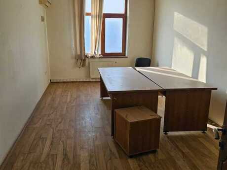 14-комн. офис - пос. М. Расулзаде - 400 м²