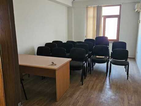 14-комн. офис - пос. М. Расулзаде - 400 м²