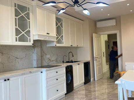 3-room apartment for rent, 145 m², Grand Hayat: 1 499 ₼/mo 3