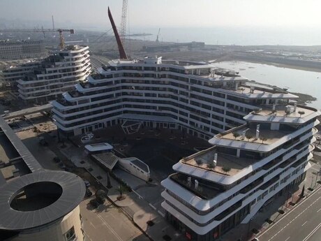 5 otaqlı yeni tikili - Ağ şəhər q. - 895 m²