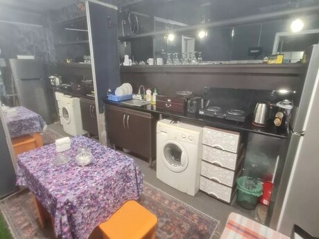 2 otaqlı köhnə tikili - Sahil m. - 69 m²