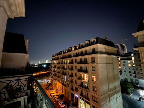 3 otaqlı yeni tikili - Ağ şəhər q. - 178 m²