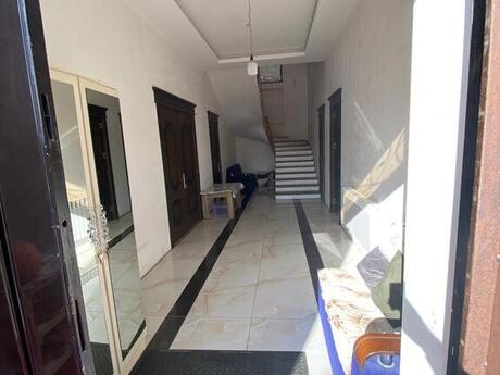 6 otaqlı həyət evi/bağ evi - Buzovna q. - 351 m²