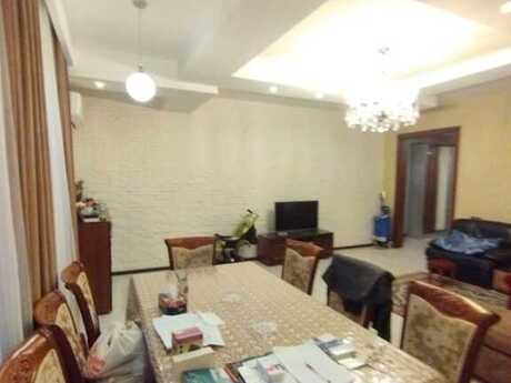 10-комн. дом/дача - м. Иншаатчылар - 440 м²