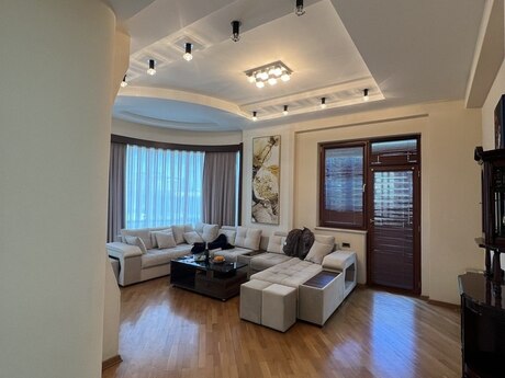 Kirayə 3 otaqlı mənzil, 140 m², Sahil: 2 200 ₼/ay 2
