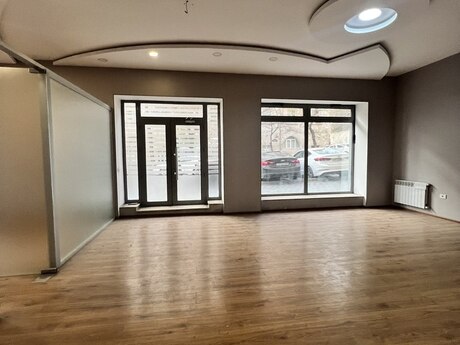 Obyekt - 28 May m. - 431 m²