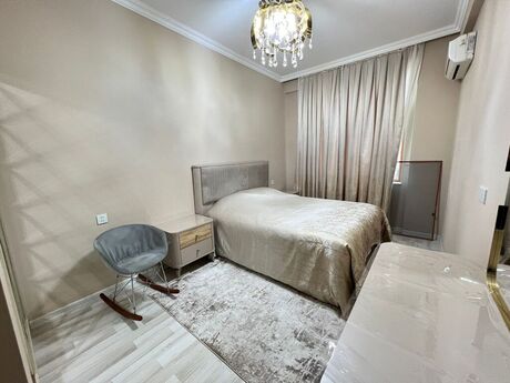 3-комн. новостройка - Ясамальский р. - 130 м²