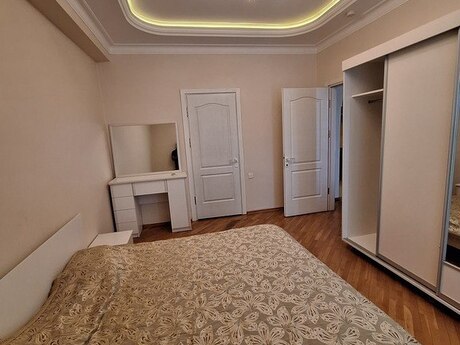 3 otaqlı yeni tikili - Nizami m. - 124 m²