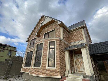 8 otaqlı həyət evi/bağ evi - Abşeron r. - 162 m²
