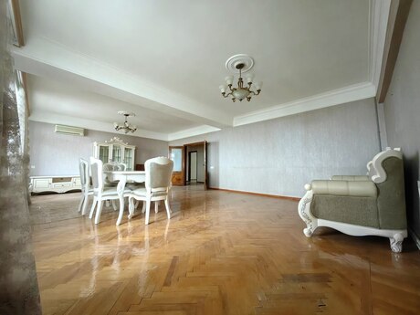 4-комнатная квартира, 192 м², İçəri Şəhər: 487 000 ₼ 5