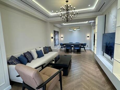 Baku Panorama Residence kompleksində 4 otaqlı yeni tikili mənzil satılır, 170 m², 650 000 AZN, şəkil 5 / 12