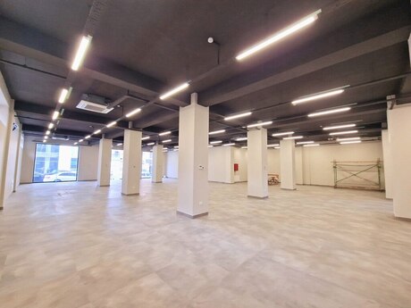 Elan №4935589 - Bakı, 8 Noyabr m., 2000 m²