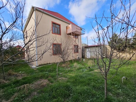 7 otaqlı həyət evi, 200 m², Binə: 220 000 ₼ 5