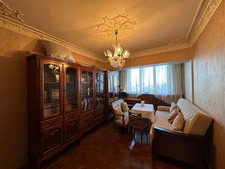 4 otaqlı köhnə tikili - Nərimanov r. - 110 m²