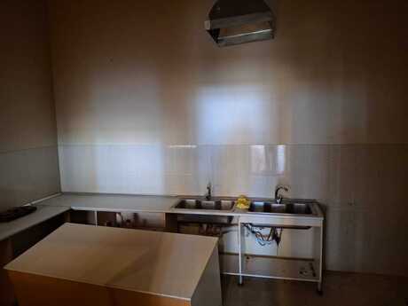 Obyekt - İnşaatçılar m. - 300 m²