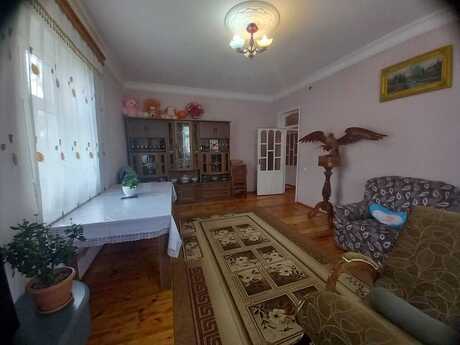 6 otaqlı həyət evi/bağ evi - Xırdalan - 172 m²