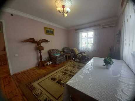 6 otaqlı həyət evi/bağ evi - Xırdalan - 172 m²