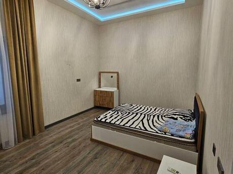 4 otaqlı həyət evi/bağ evi - Mərdəkan q. - 180 m²
