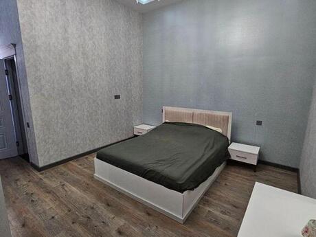 4 otaqlı həyət evi/bağ evi - Mərdəkan q. - 180 m²