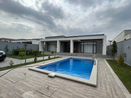 4 otaqlı həyət evi/bağ evi - Şüvəlan q. - 220 m²