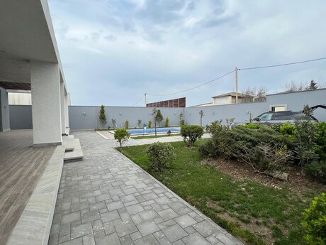 4 otaqlı həyət evi/bağ evi - Şüvəlan q. - 220 m²