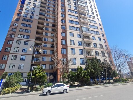 Elan №4946011 - Bakı, Elmlər Akademiyası m., 4 otaqlı, 181 m², 9/17 mərtəbə