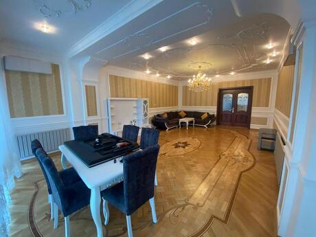 3 otaqlı yeni tikili - Şah İsmayıl Xətai m. - 214 m²