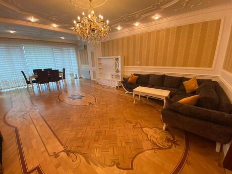3 otaqlı yeni tikili - Şah İsmayıl Xətai m. - 214 m²