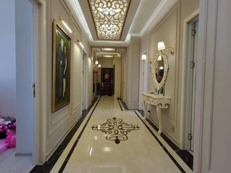 4 otaqlı yeni tikili - İnşaatçılar m. - 156 m²