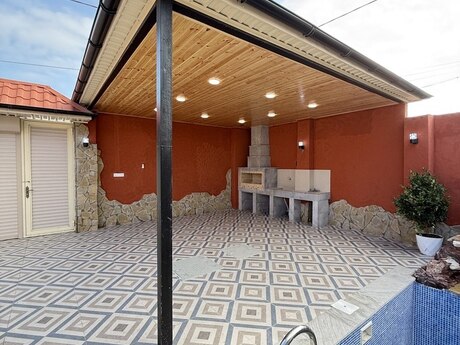 4 otaqlı həyət evi/bağ evi - Şüvəlan q. - 150 m²