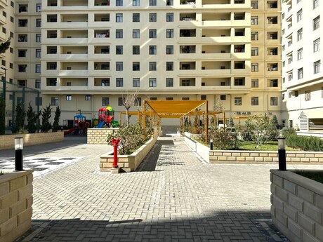 3 otaqlı mənzil, 170 m², 28 May: 400 000 ₼ 2