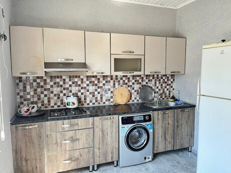 3 otaqlı həyət evi/bağ evi - Qəbələ - 180 m²